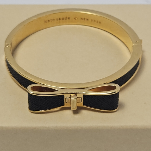 kate spade Jewelry Kate Spade New York Take A Bow Black And Gold — free download